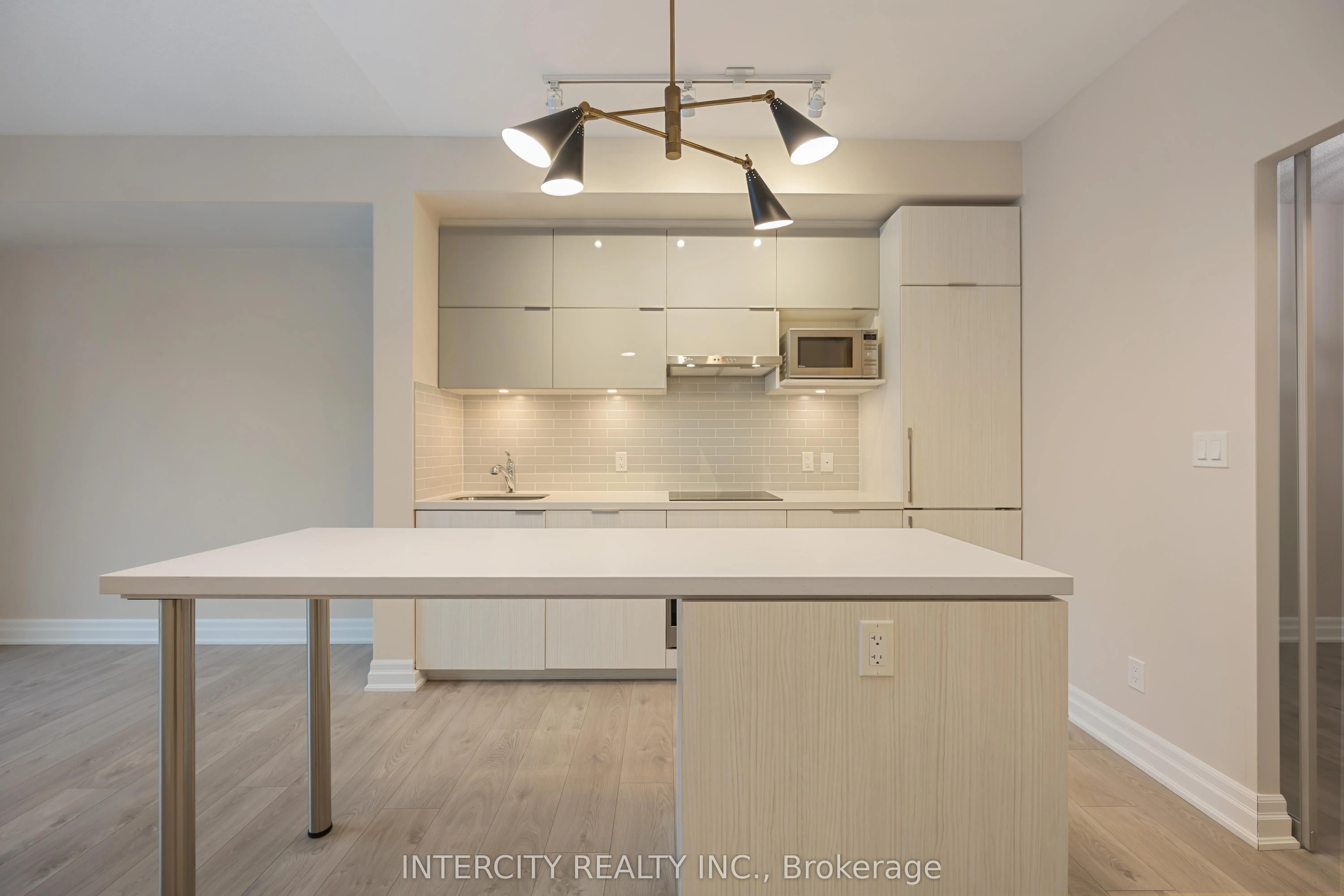10 Rouge Valley Drive, #802