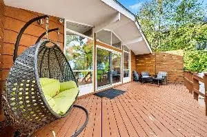 3595 Glenhaven Beach Road