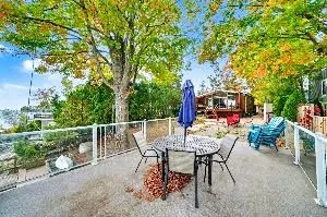 3595 Glenhaven Beach Road