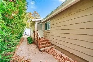 3595 Glenhaven Beach Road