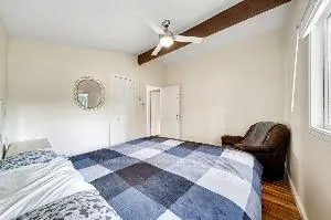 3595 Glenhaven Beach Road
