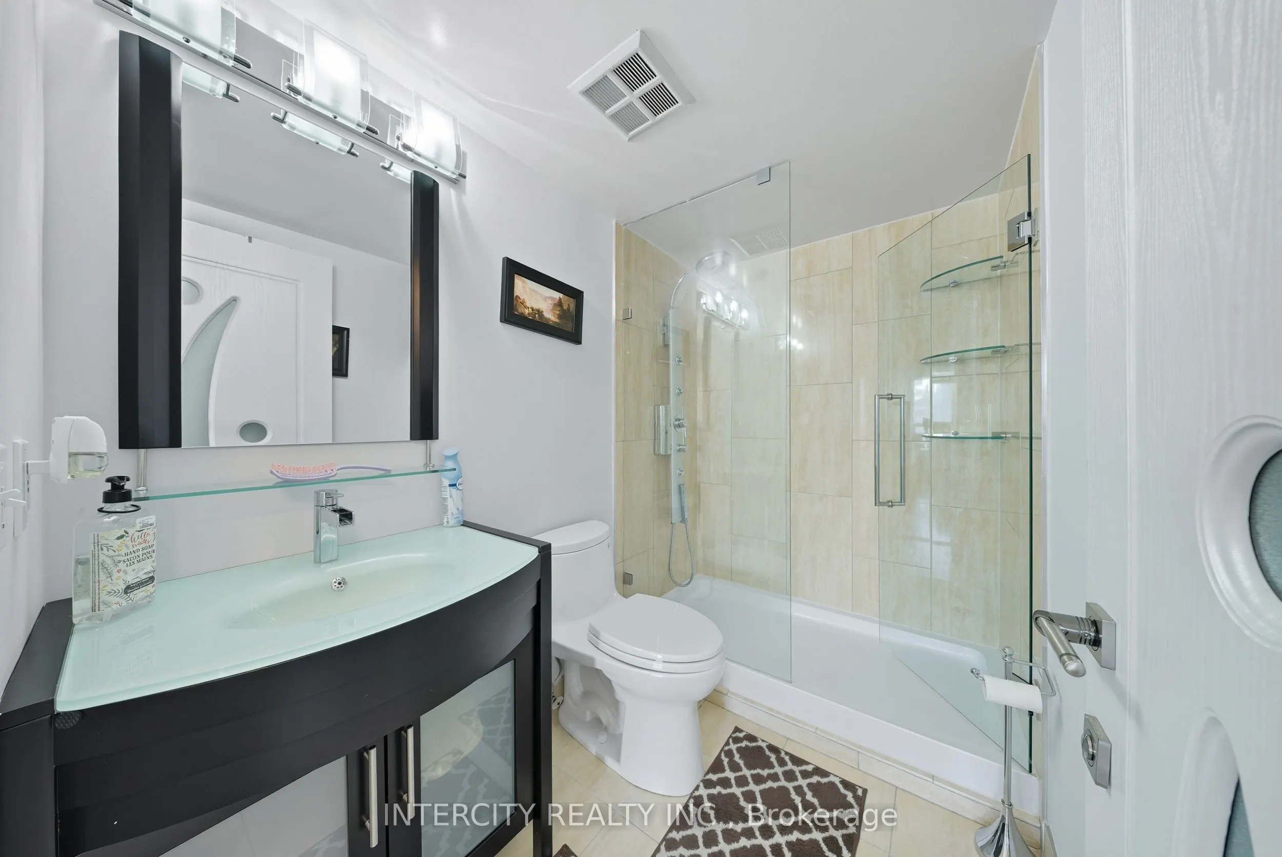 81 Townsgate Drive, #Ph208