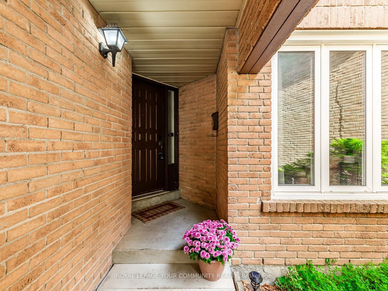 46 Peter Andrew Crescent