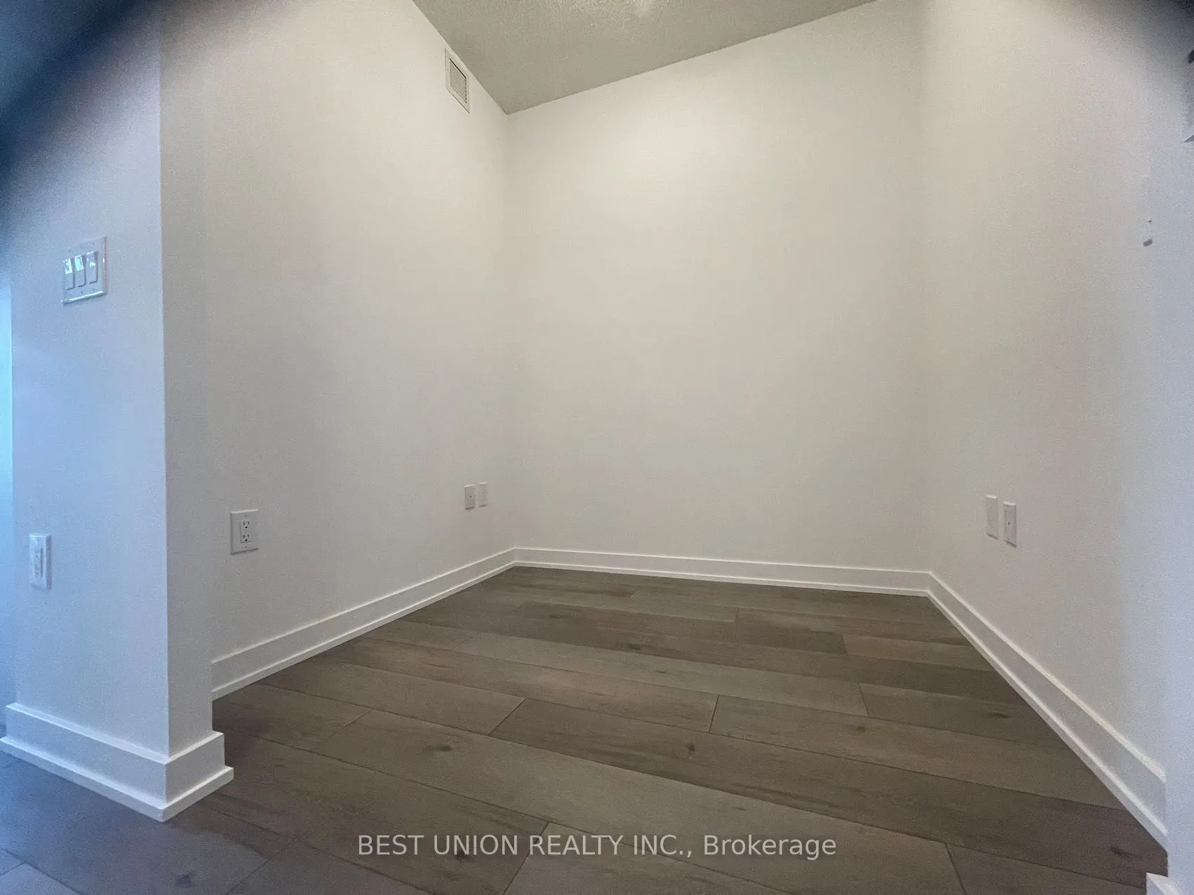 38 Honeycrisp Crescent, #1715
