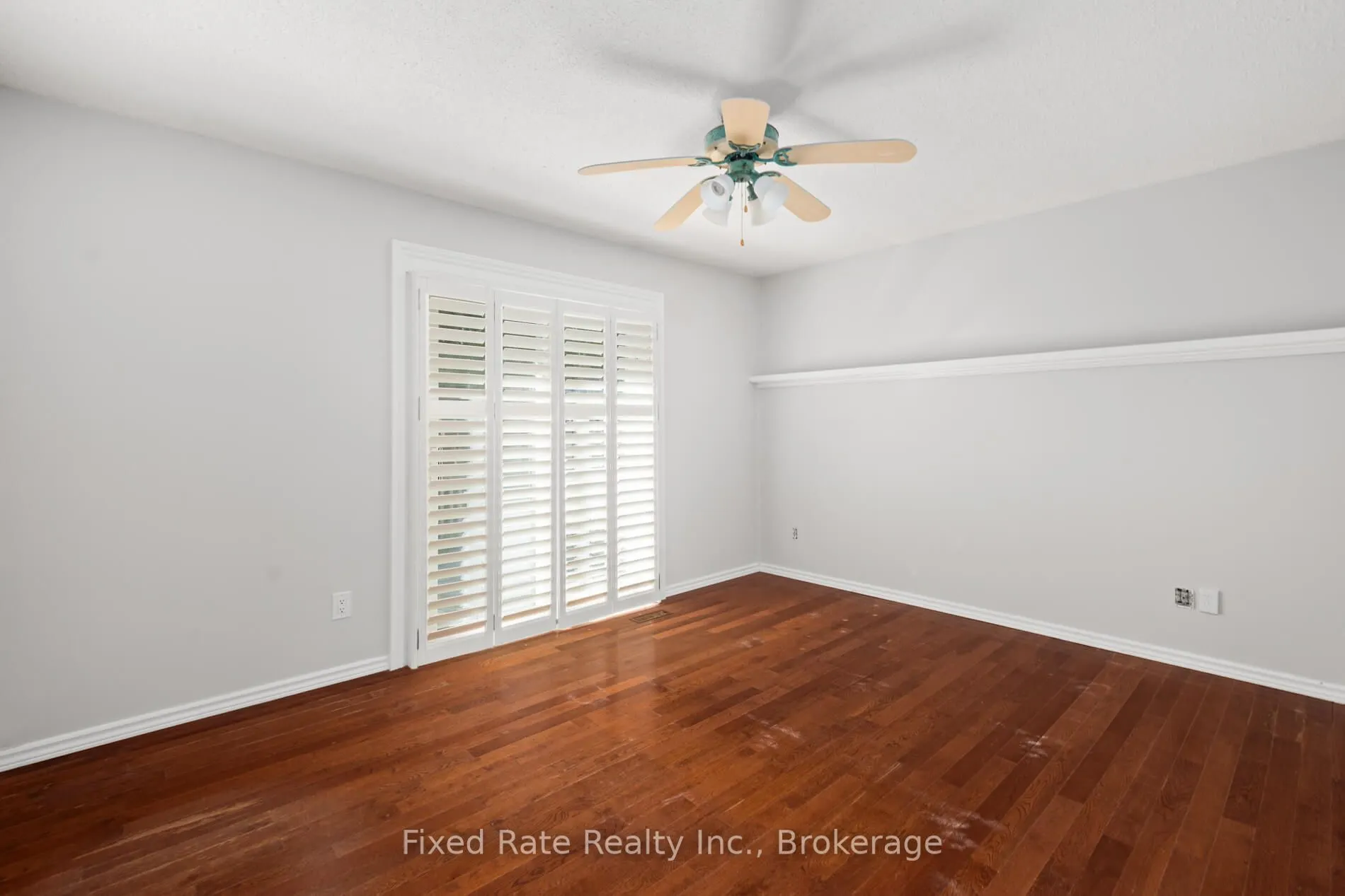 370 Selby Crescent