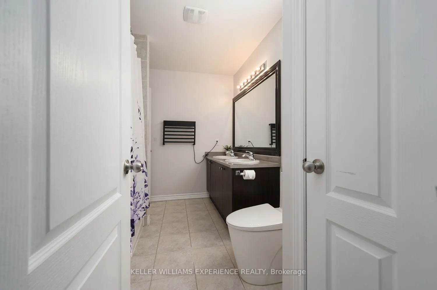 2199 Dawson Crescent W
