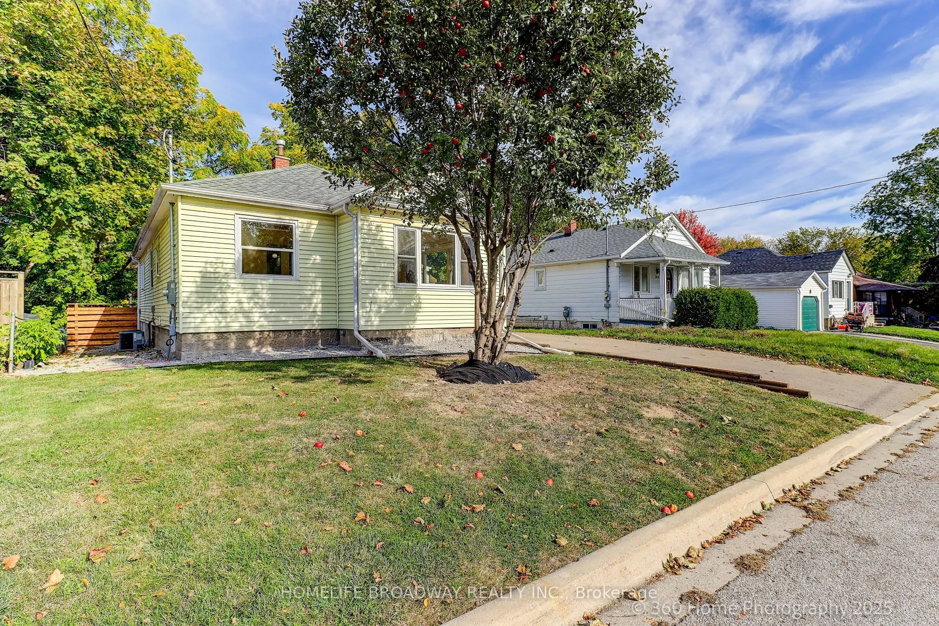 305 Andrew Street