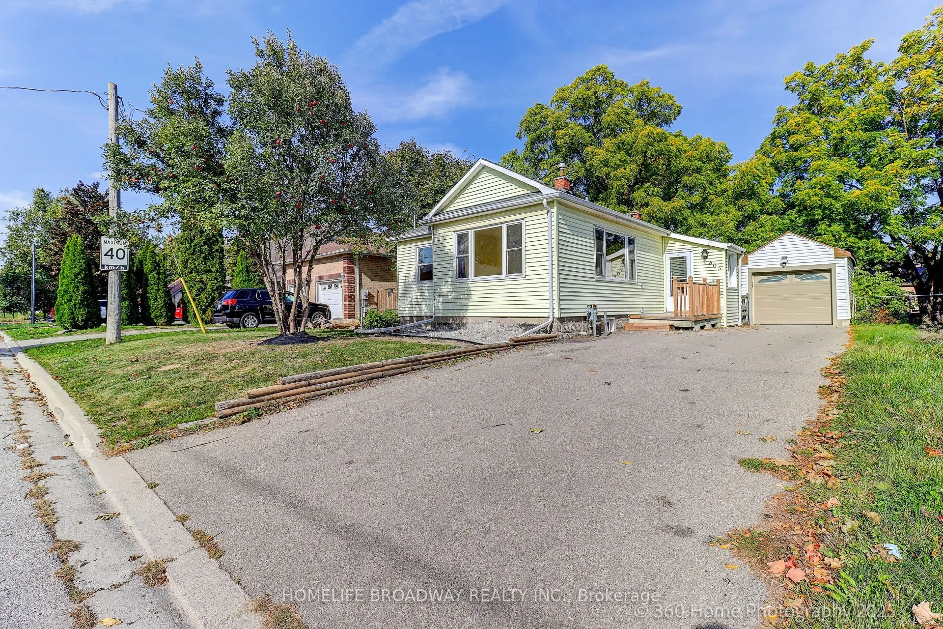 305 Andrew Street