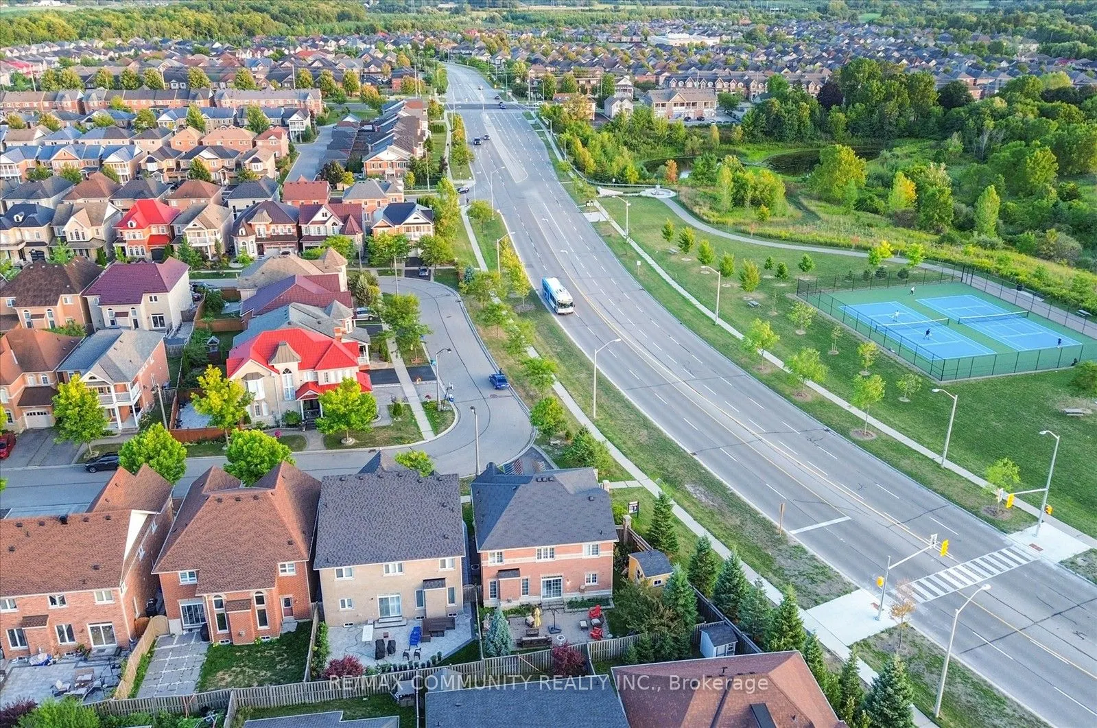 37 Condarcuri Crescent