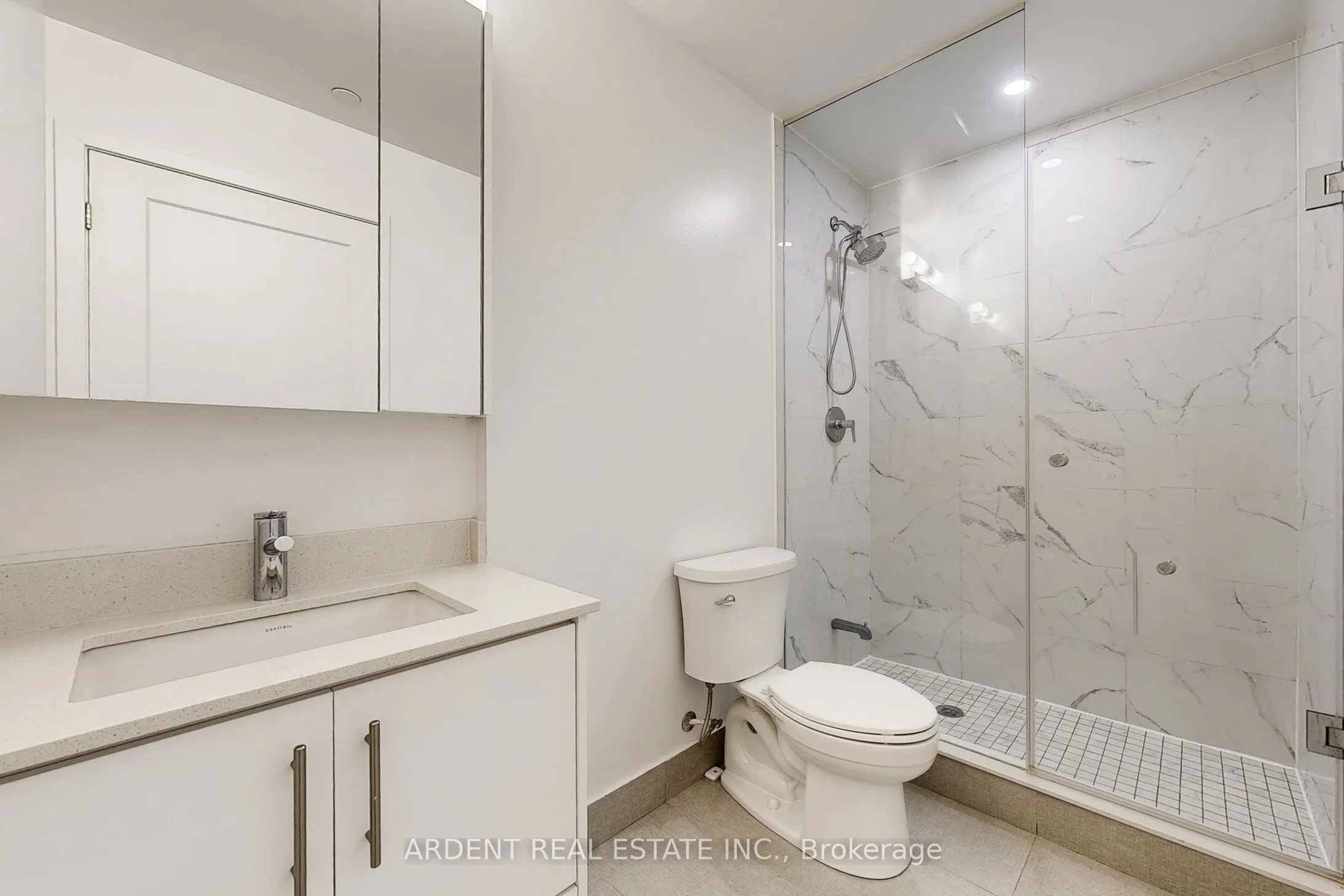 95 Oneida Crescent, #505