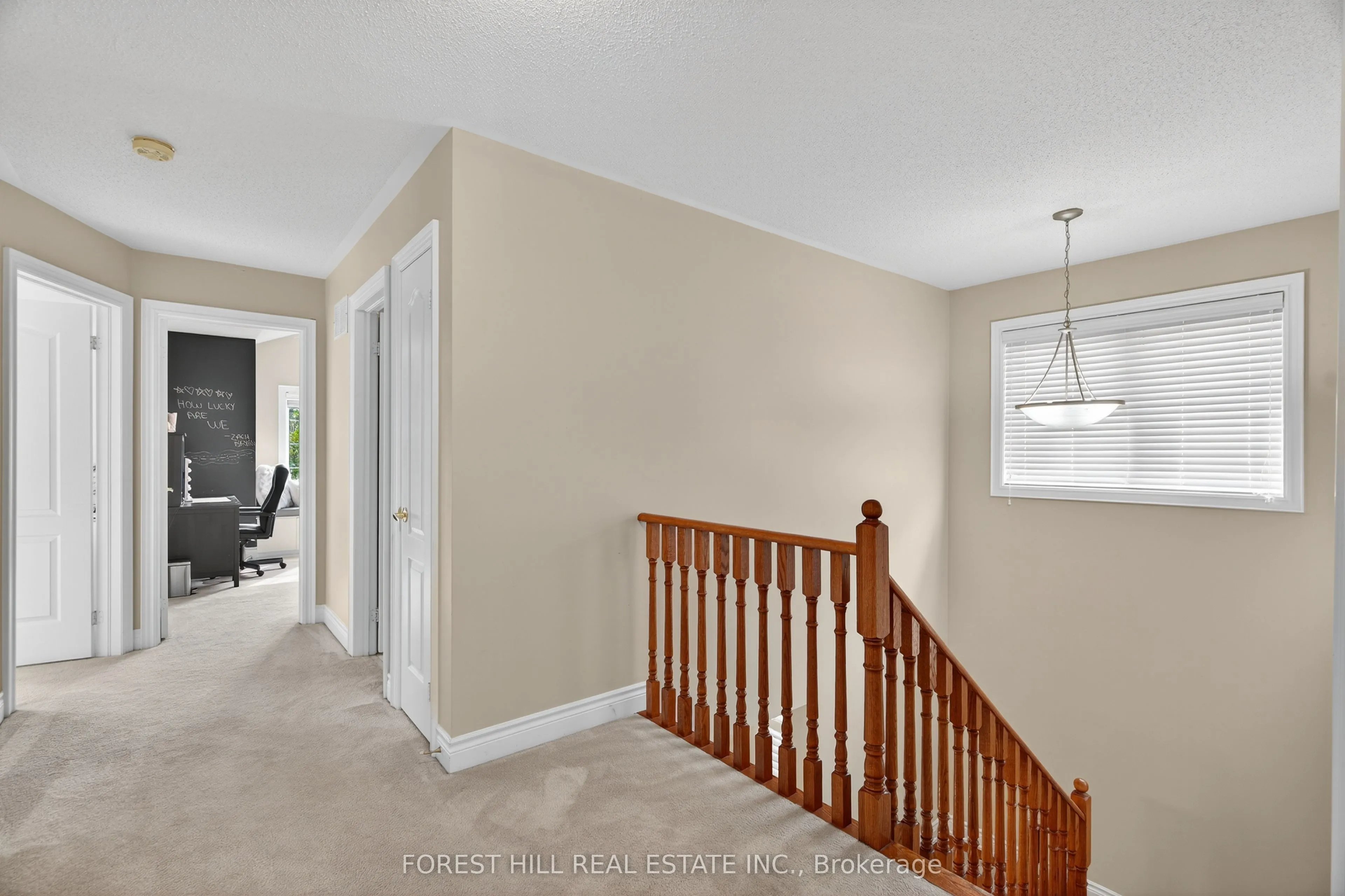10 Mendel Crescent