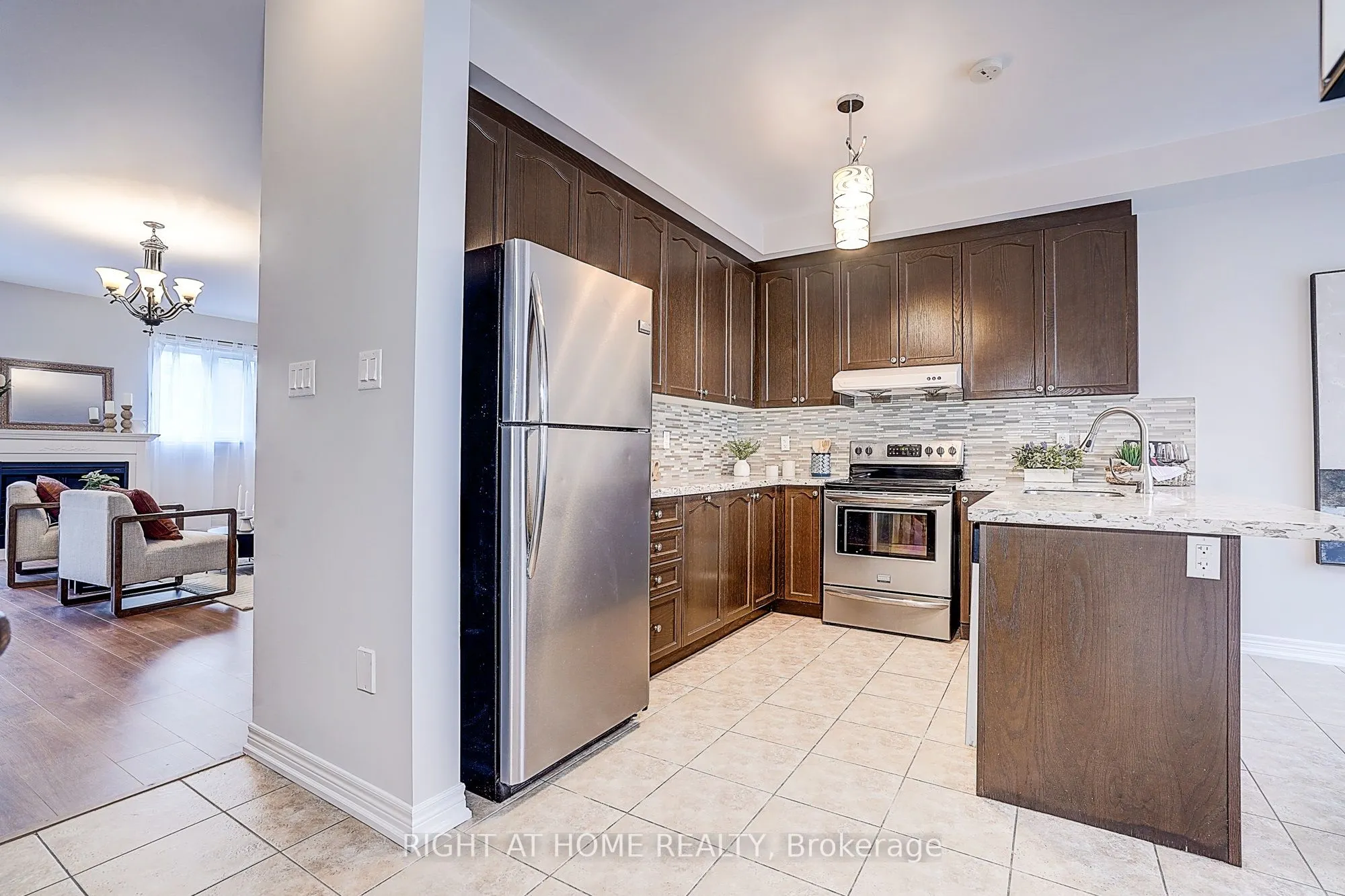 151 Silverwood Avenue, #15