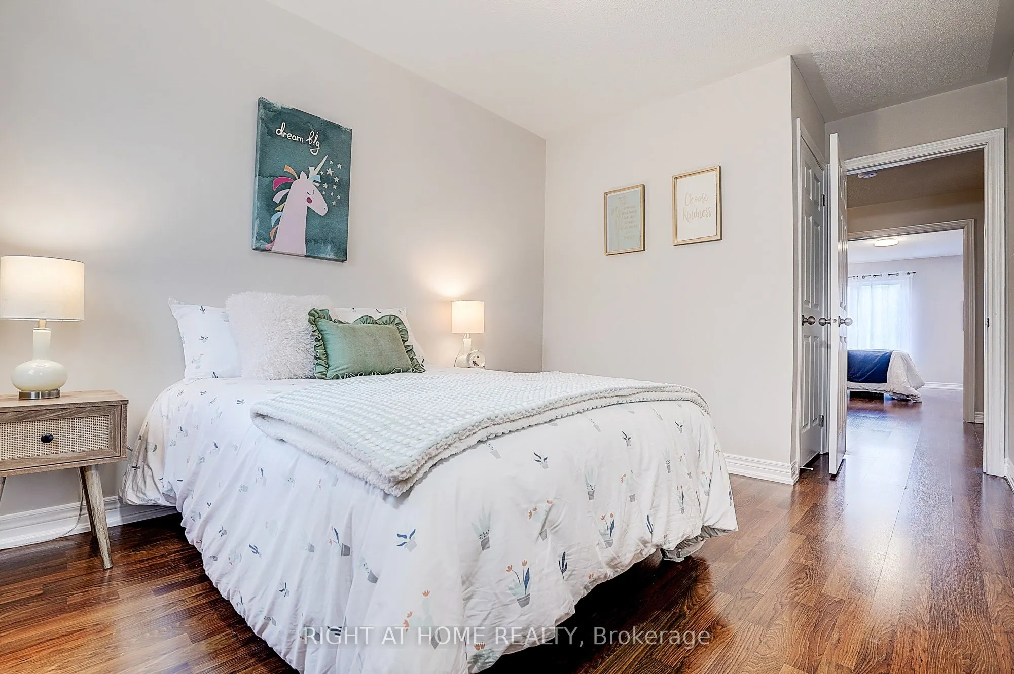 151 Silverwood Avenue, #15