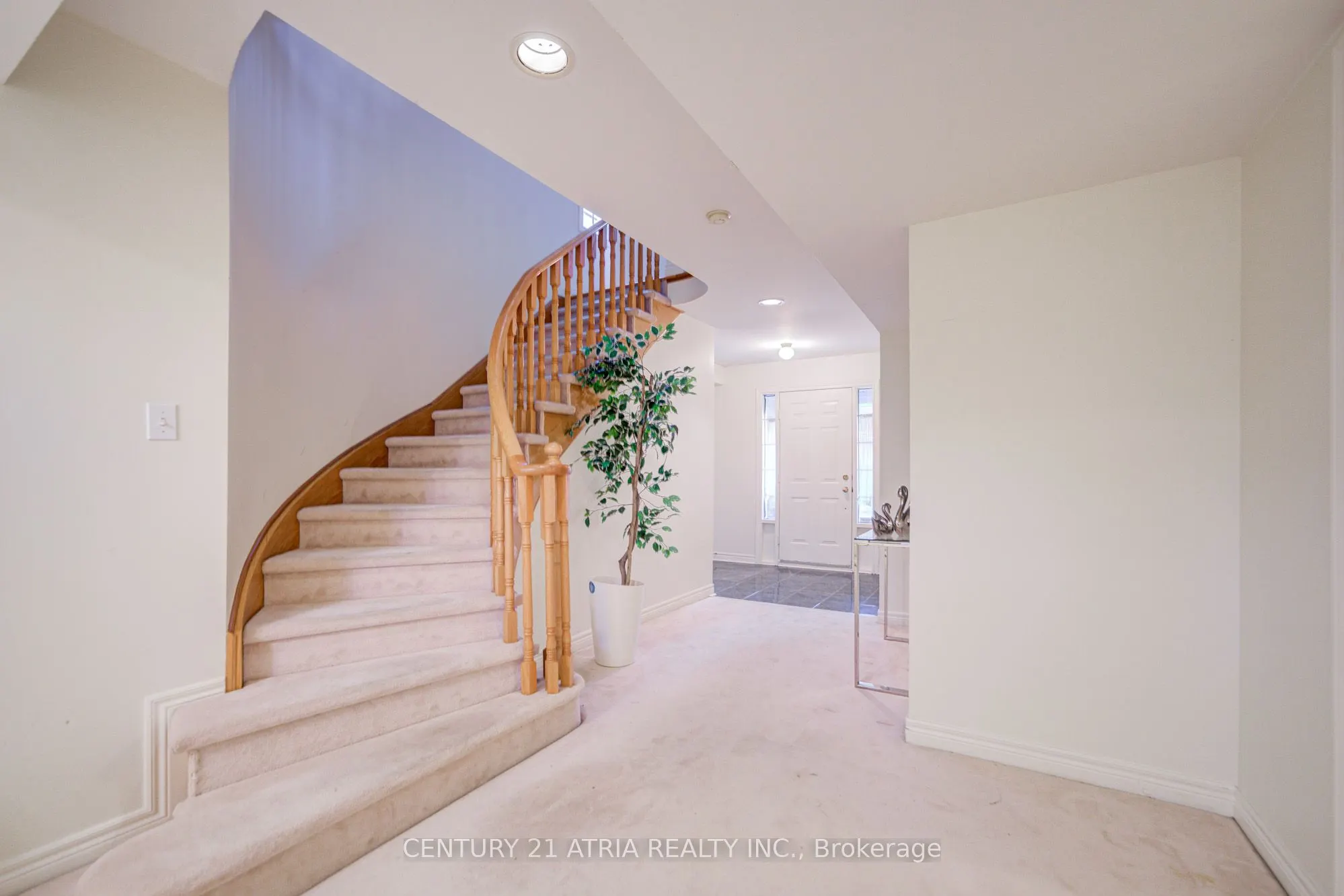 190 Harding Boulevard W, #108