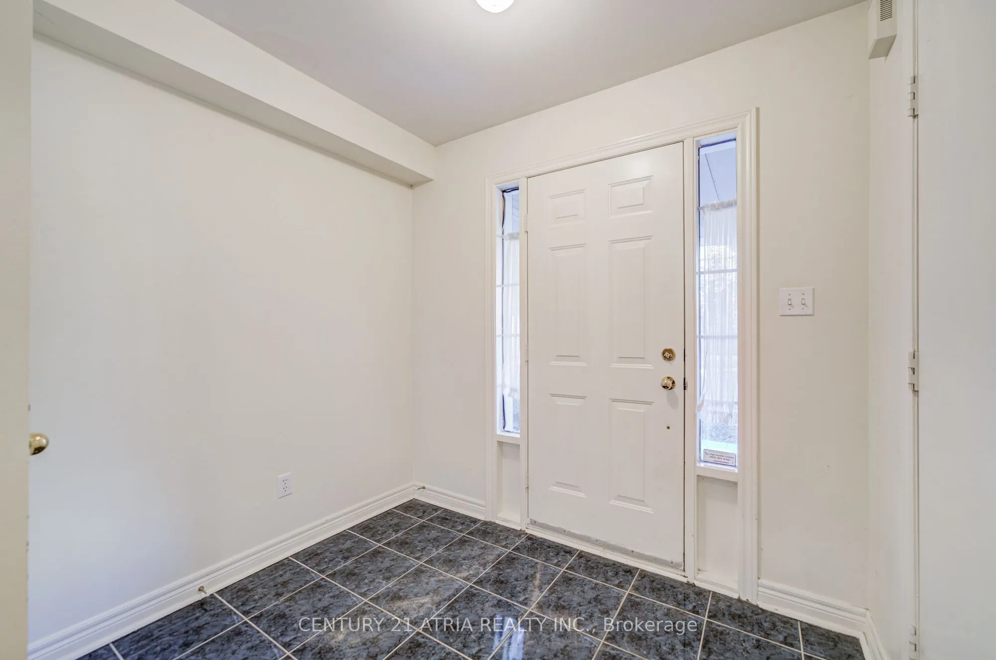 190 Harding Boulevard W, #108
