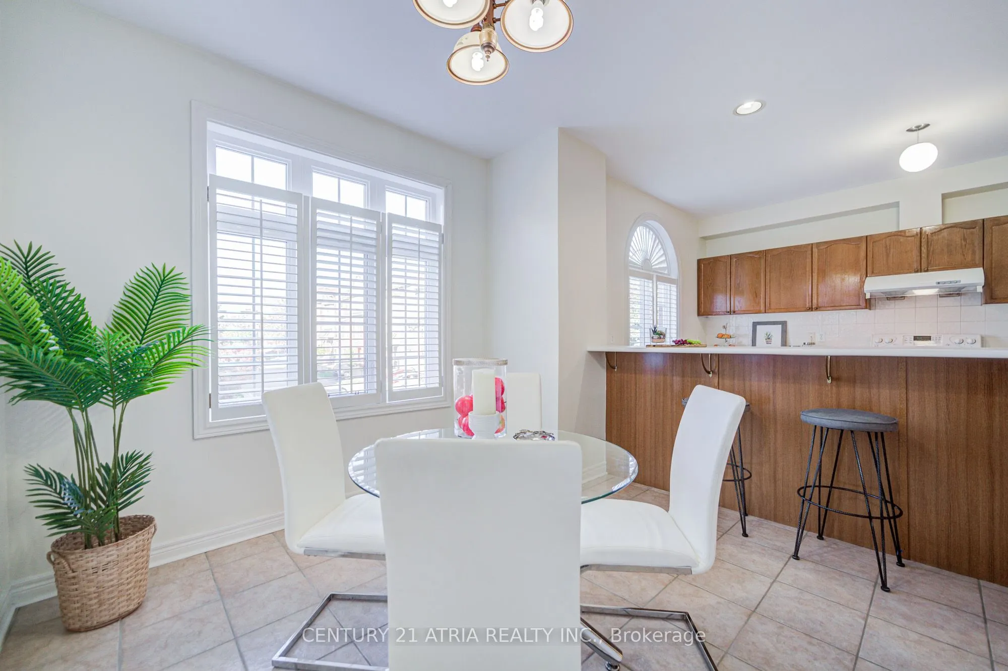 190 Harding Boulevard W, #108