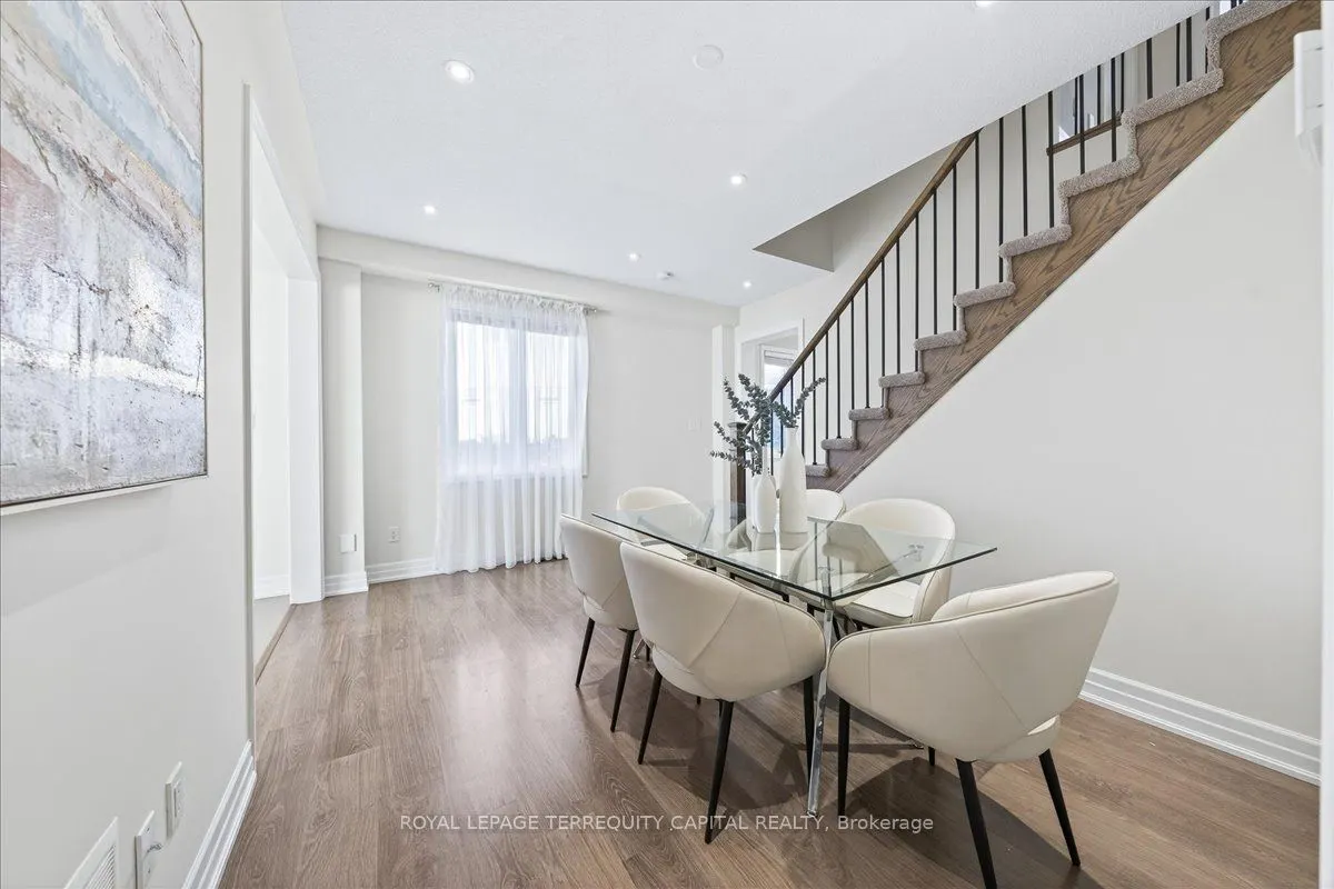 38 Hutton Crescent