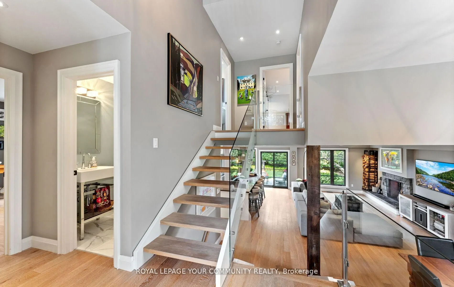12 Glenview Drive