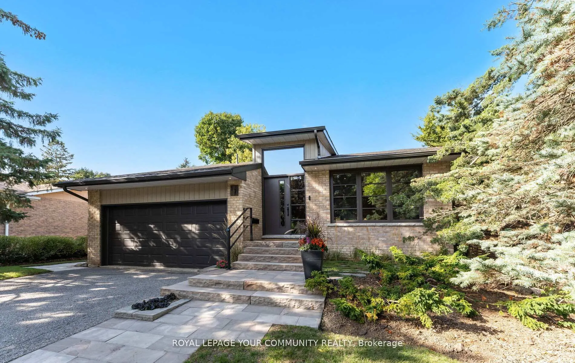 12 Glenview Drive