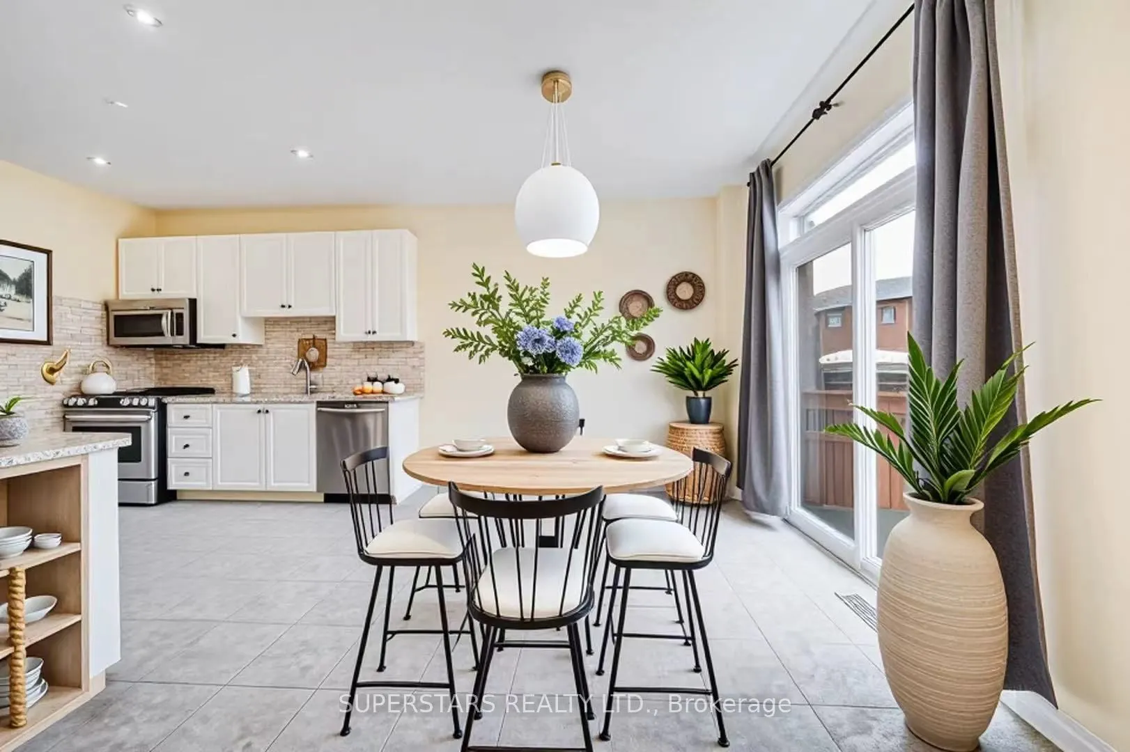 106 White Beach Crescent