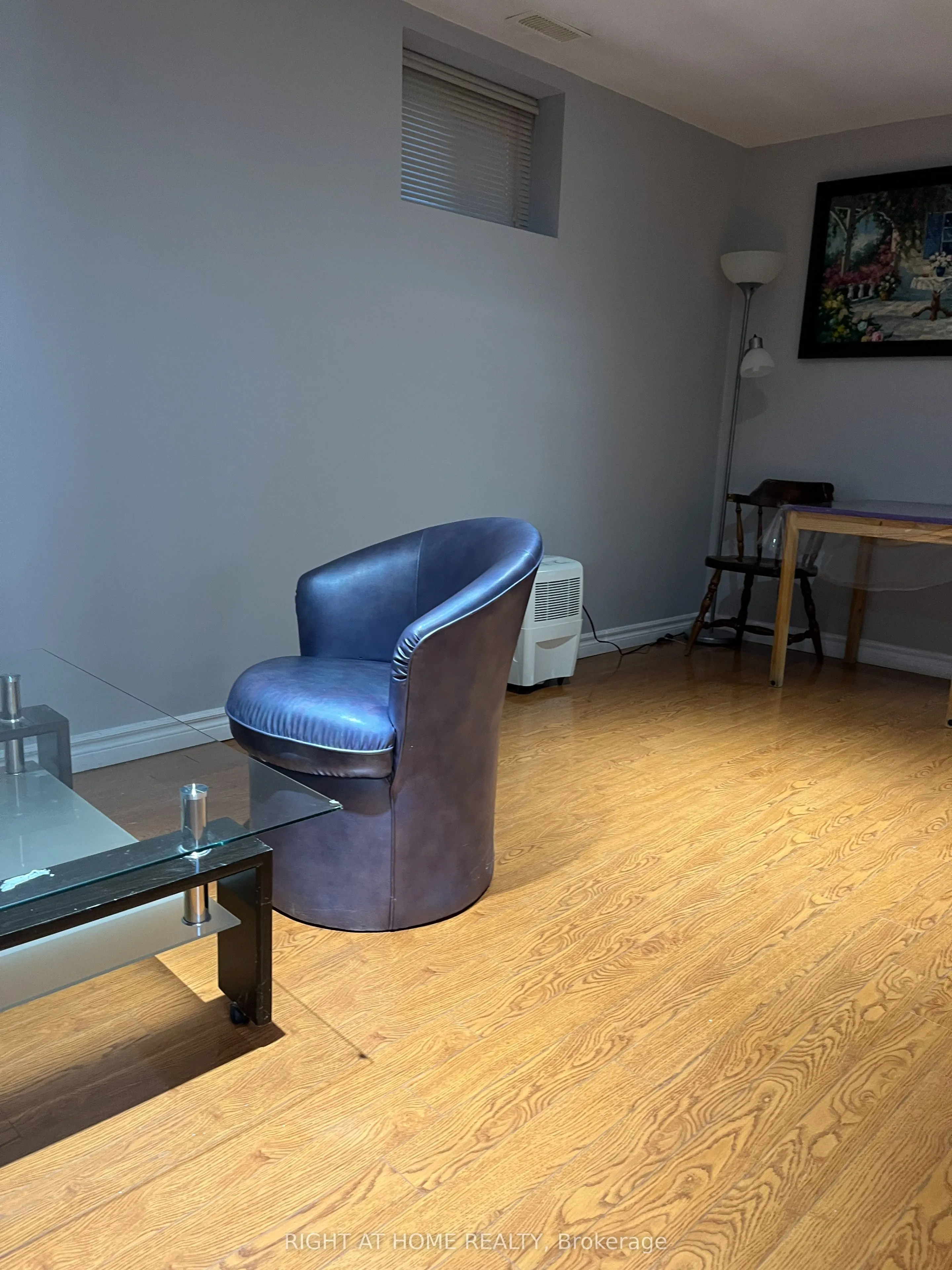 12 Albert Street, #basement