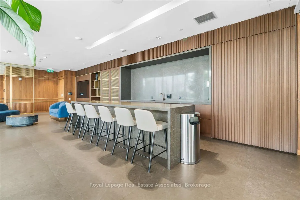 950 Portage Parkway