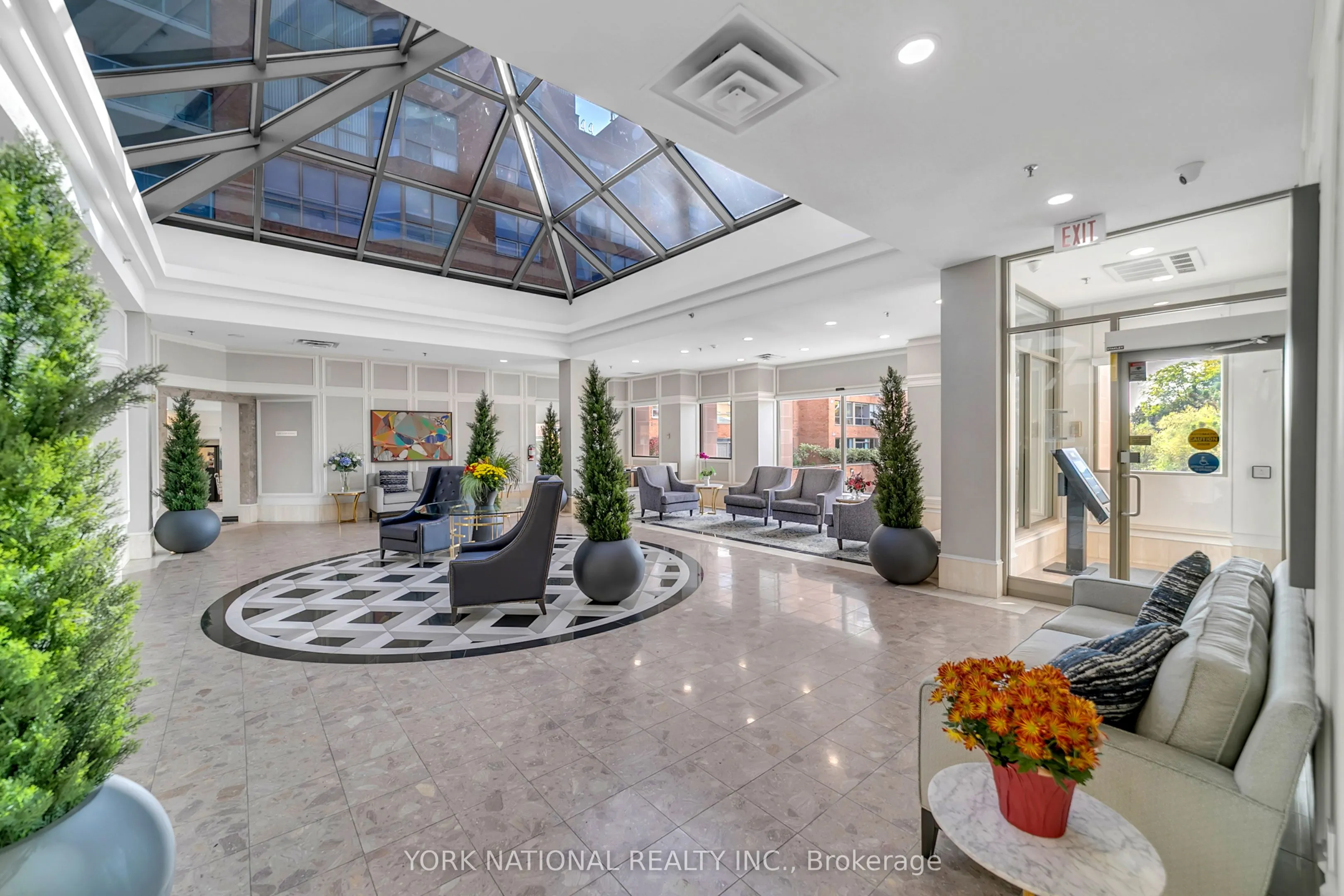 14924 Yonge Street, #408