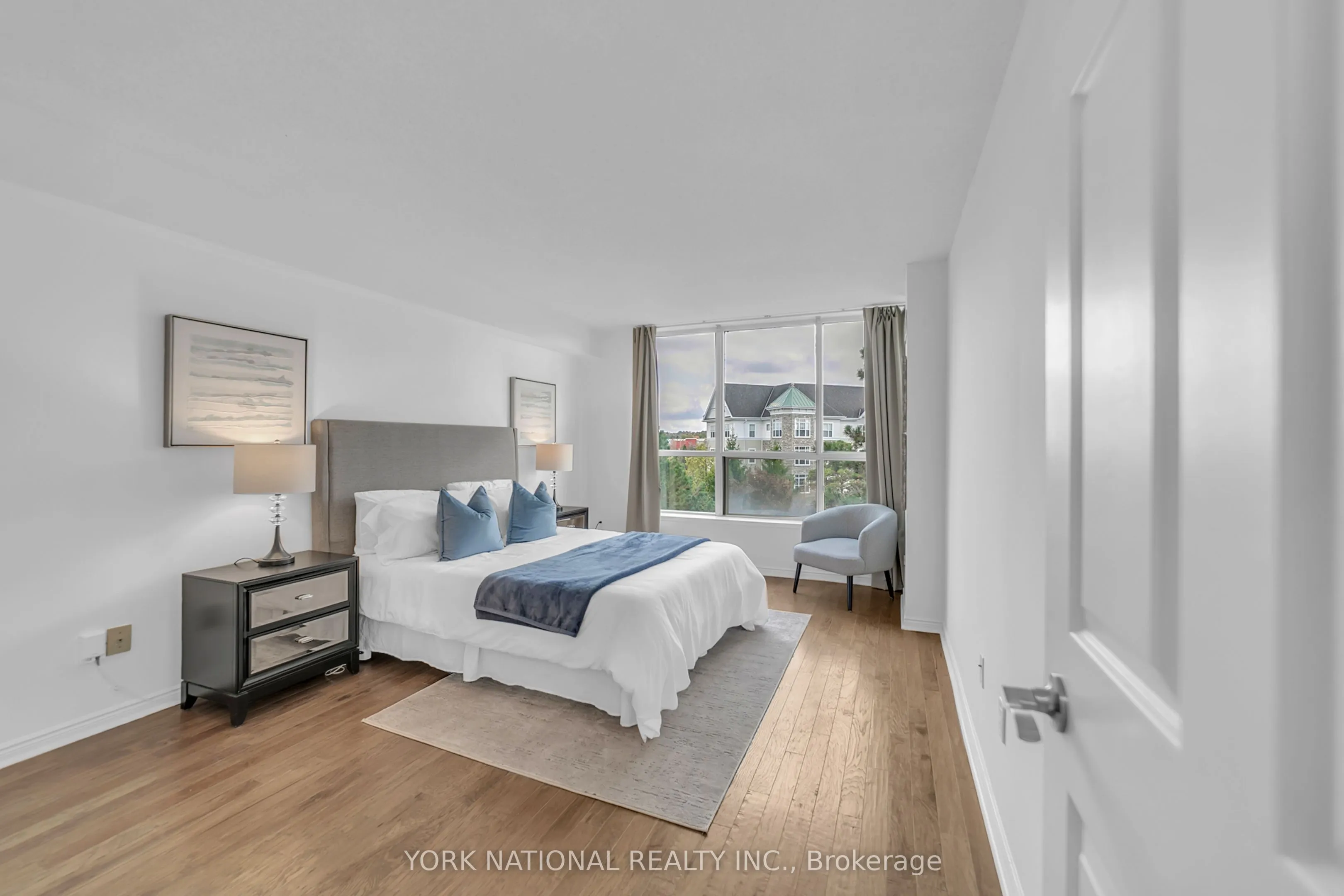 14924 Yonge Street, #408