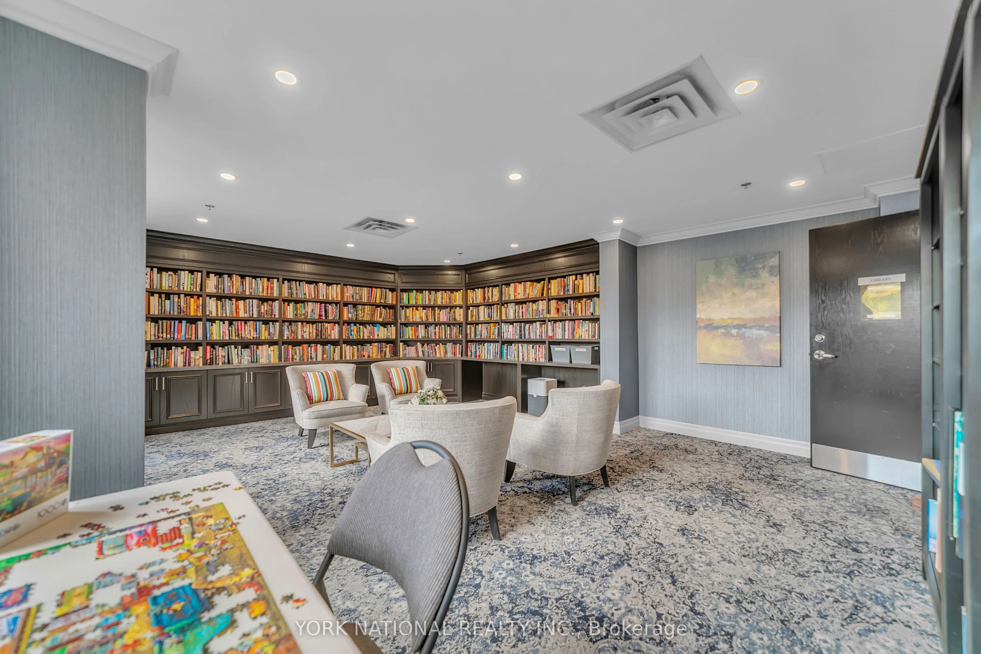 14924 Yonge Street, #408