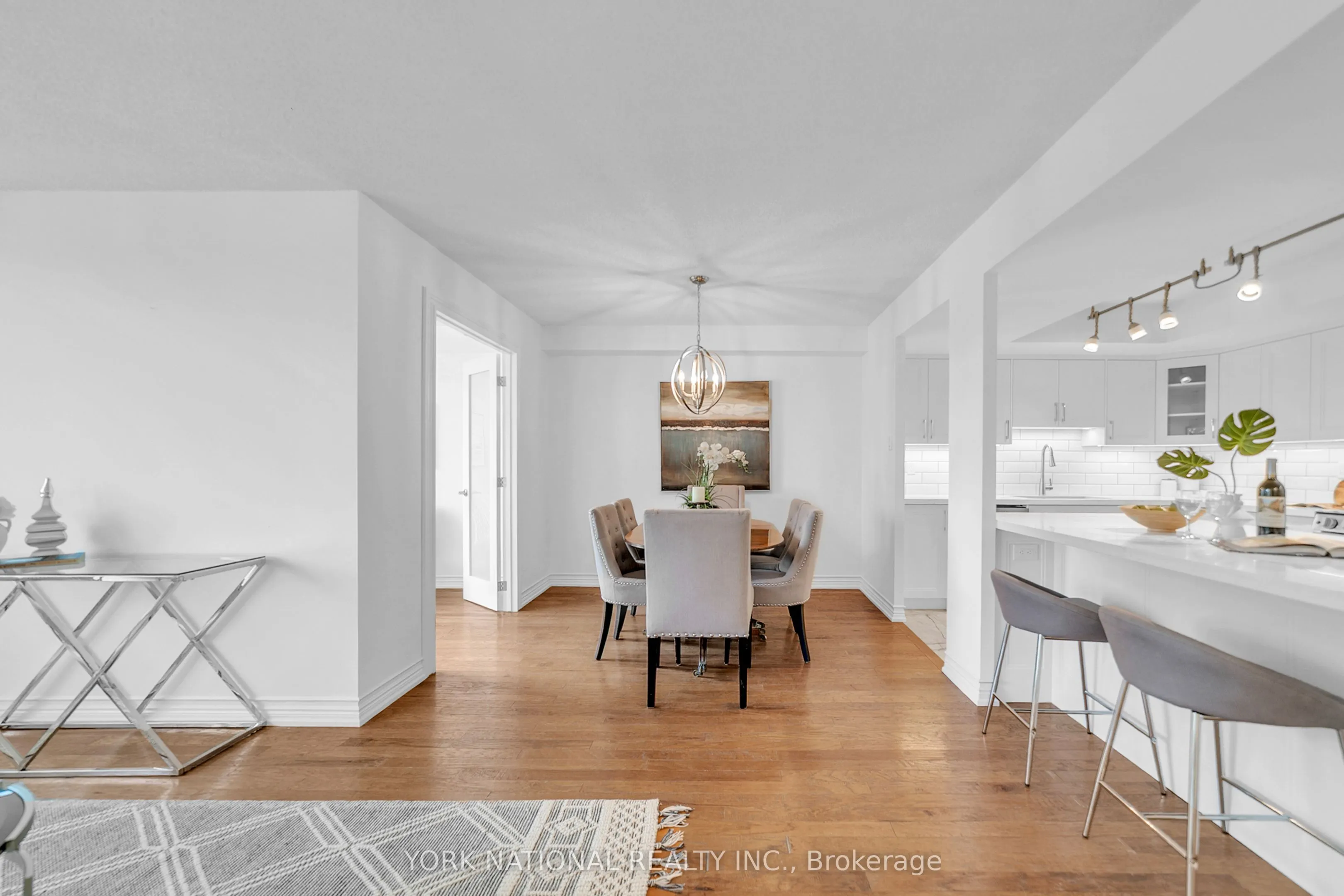 14924 Yonge Street, #408