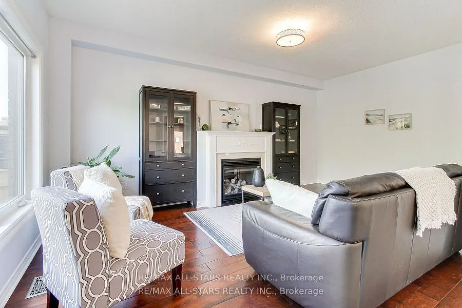 16 James Ratcliff Avenue