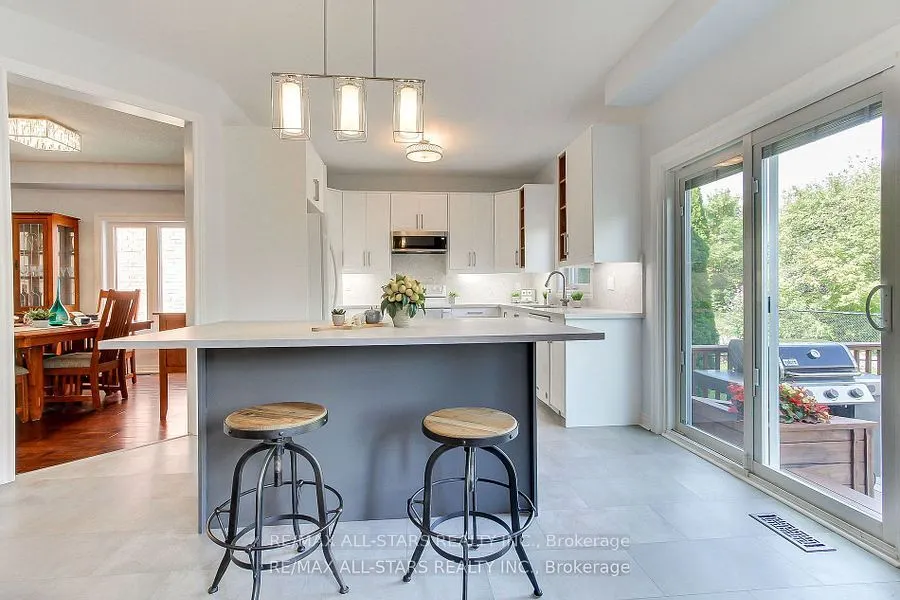16 James Ratcliff Avenue