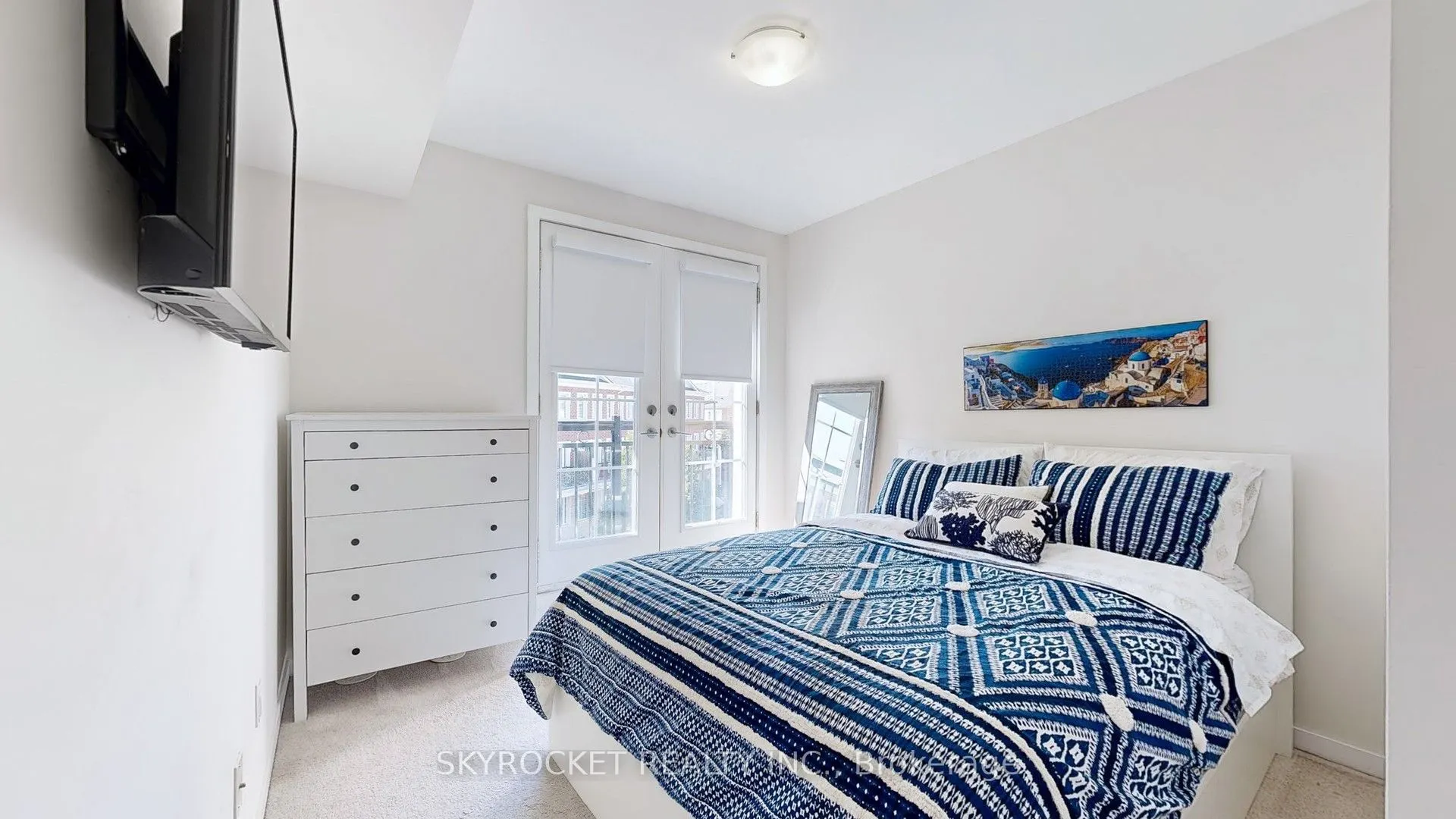 26 Bruce Street, #B18