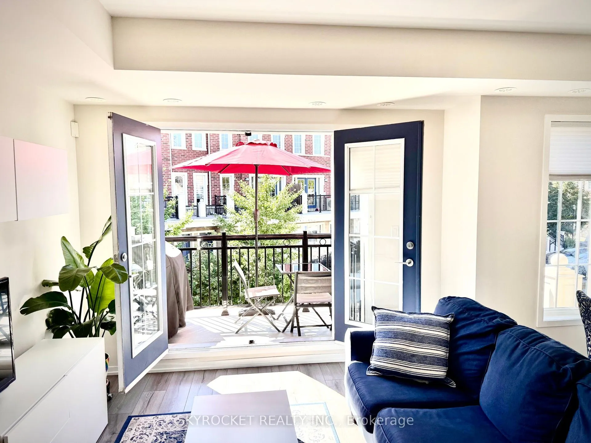 26 Bruce Street, #B18
