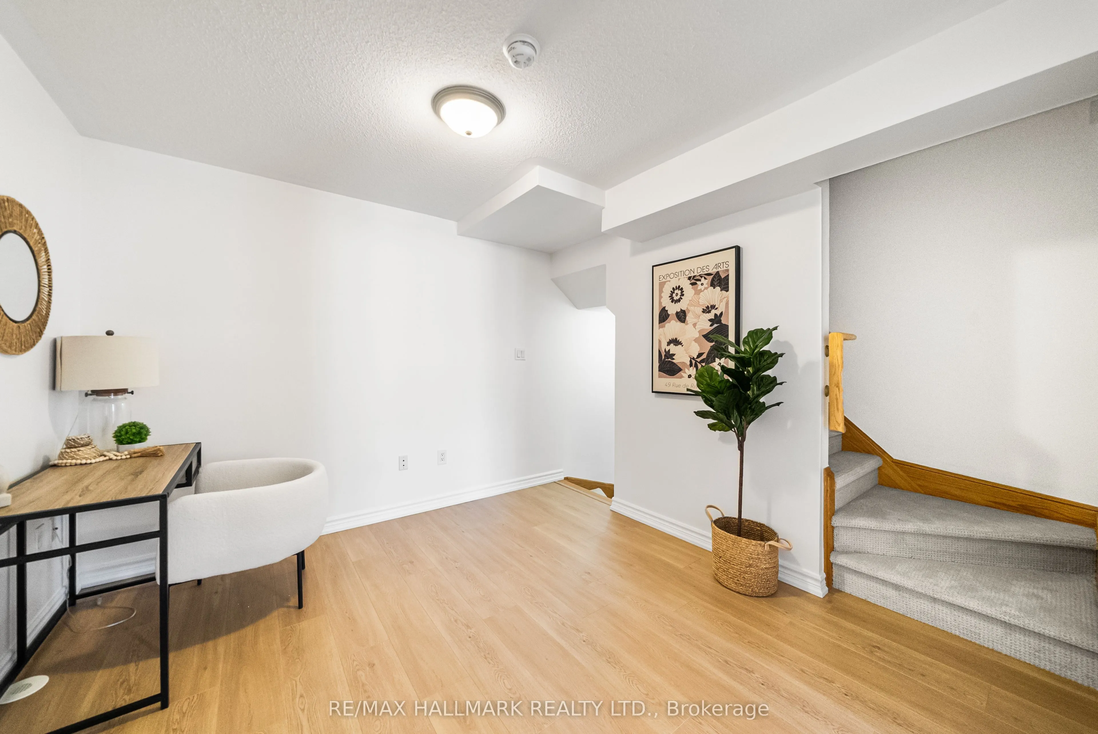 308 John Street, #213