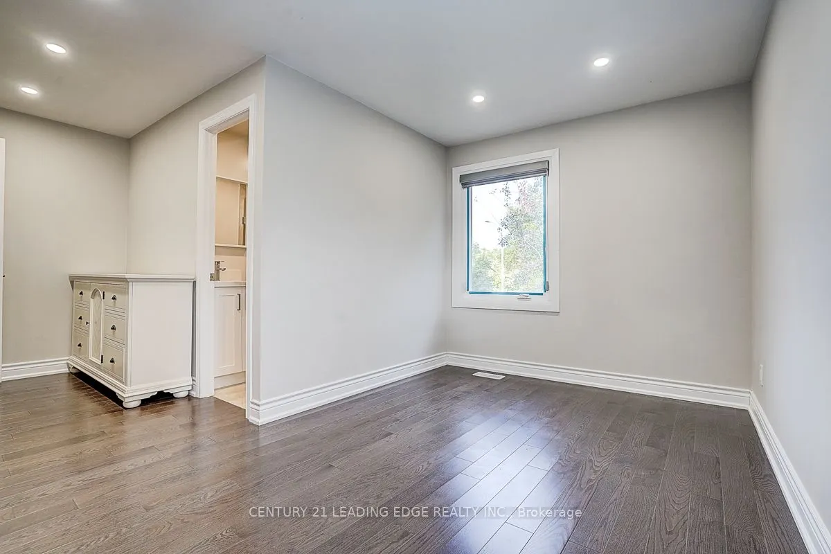 83 Southdale Drive