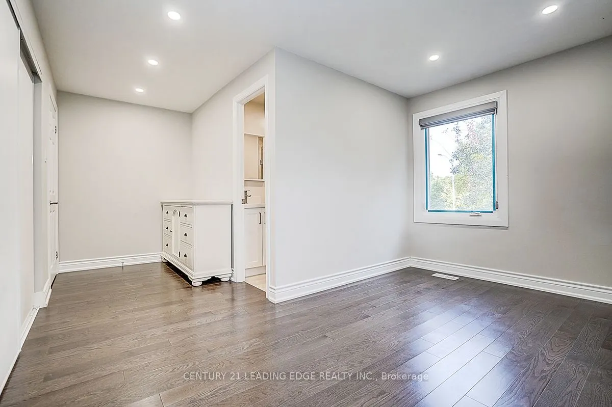 83 Southdale Drive