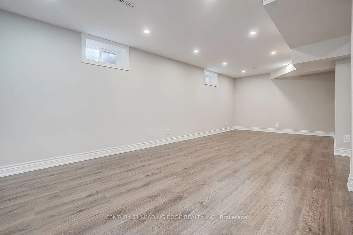 83 Southdale Drive