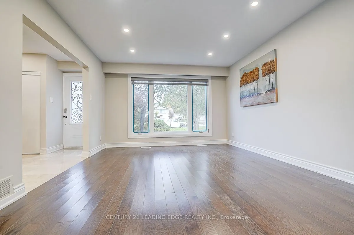 83 Southdale Drive