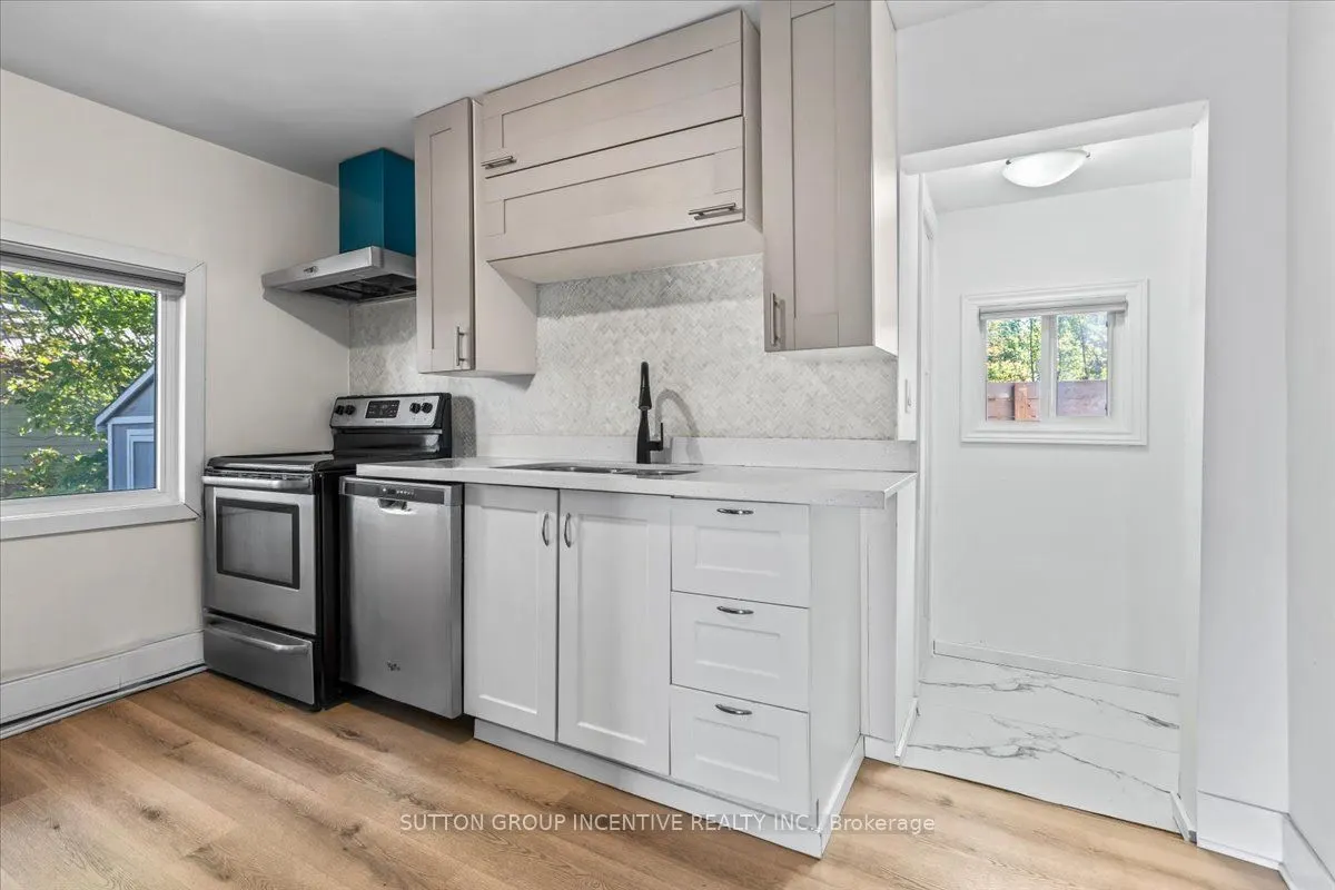 1226 Maple Road