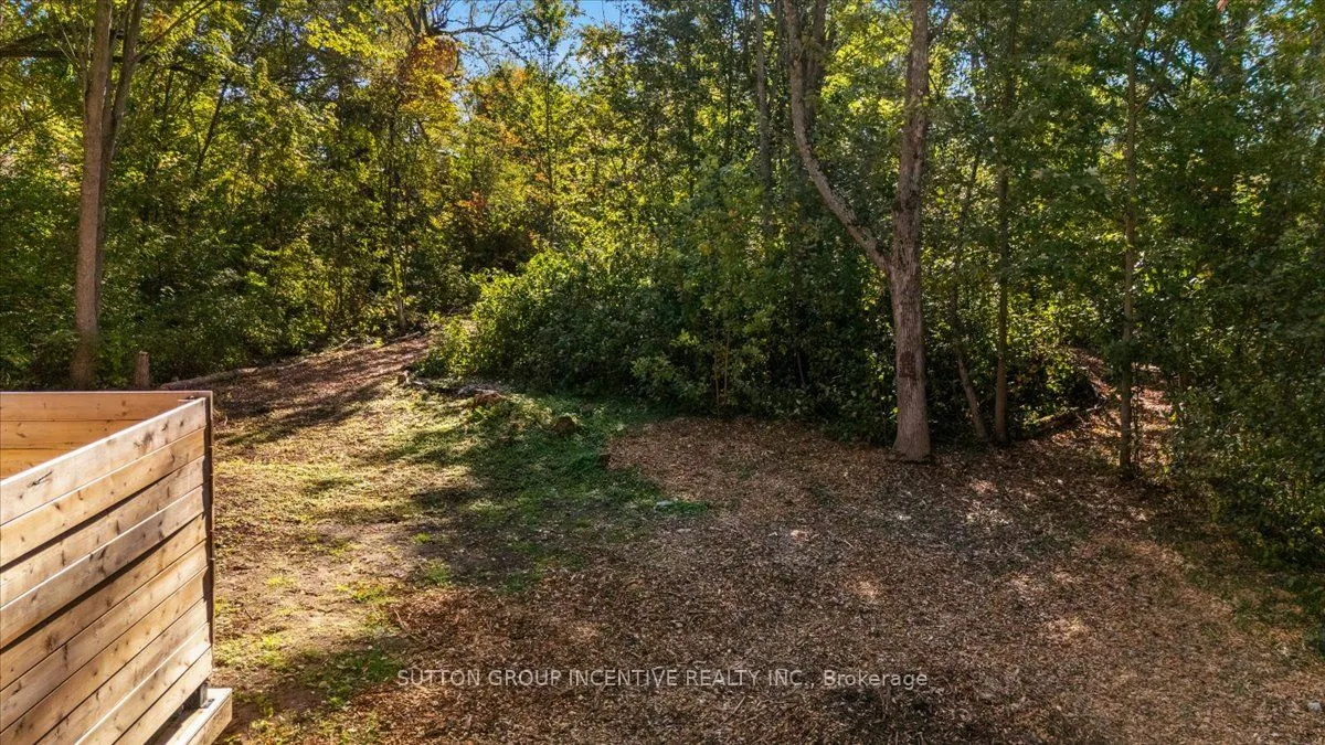 1226 Maple Road