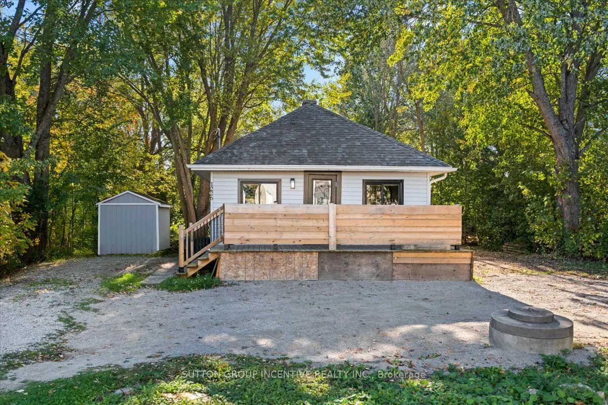 1226 Maple Road