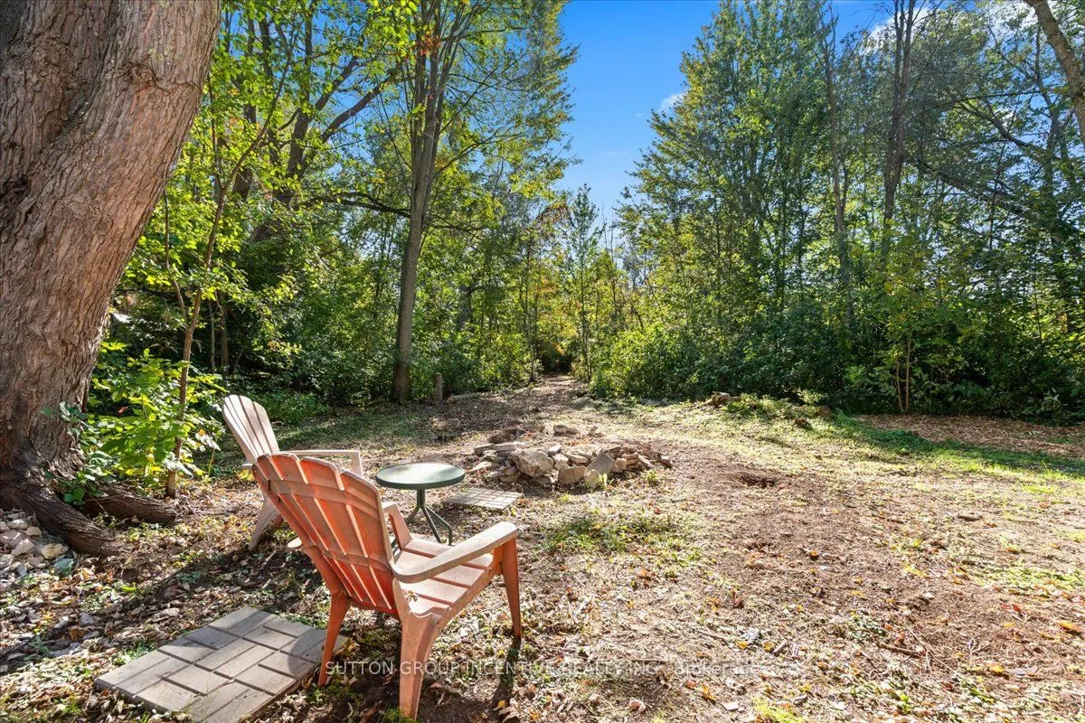 1226 Maple Road