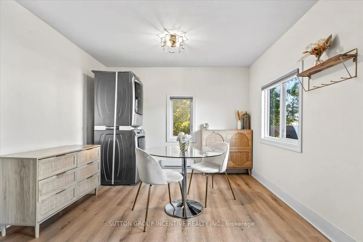 1226 Maple Road