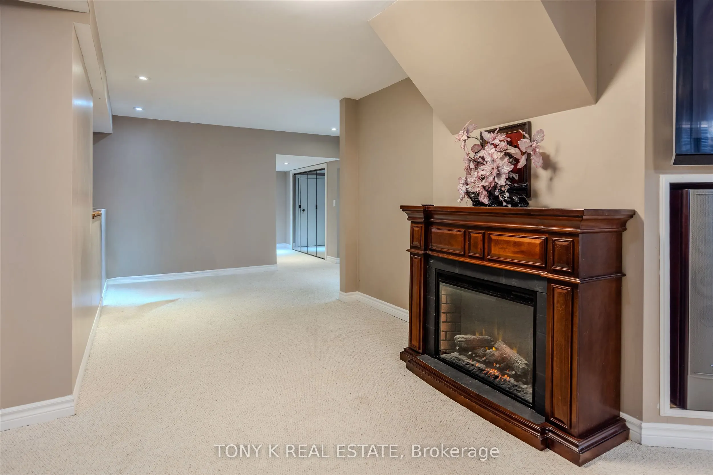 250 Alex Doner Drive