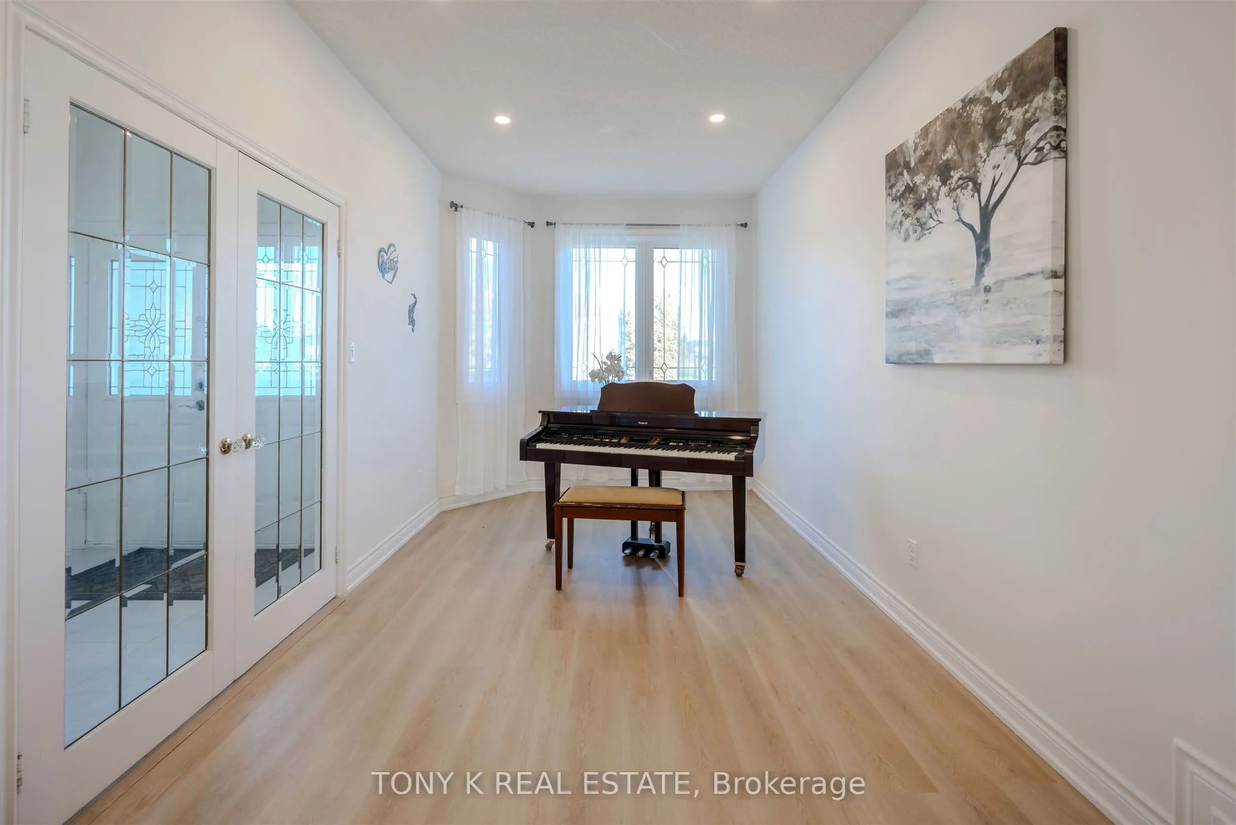 250 Alex Doner Drive