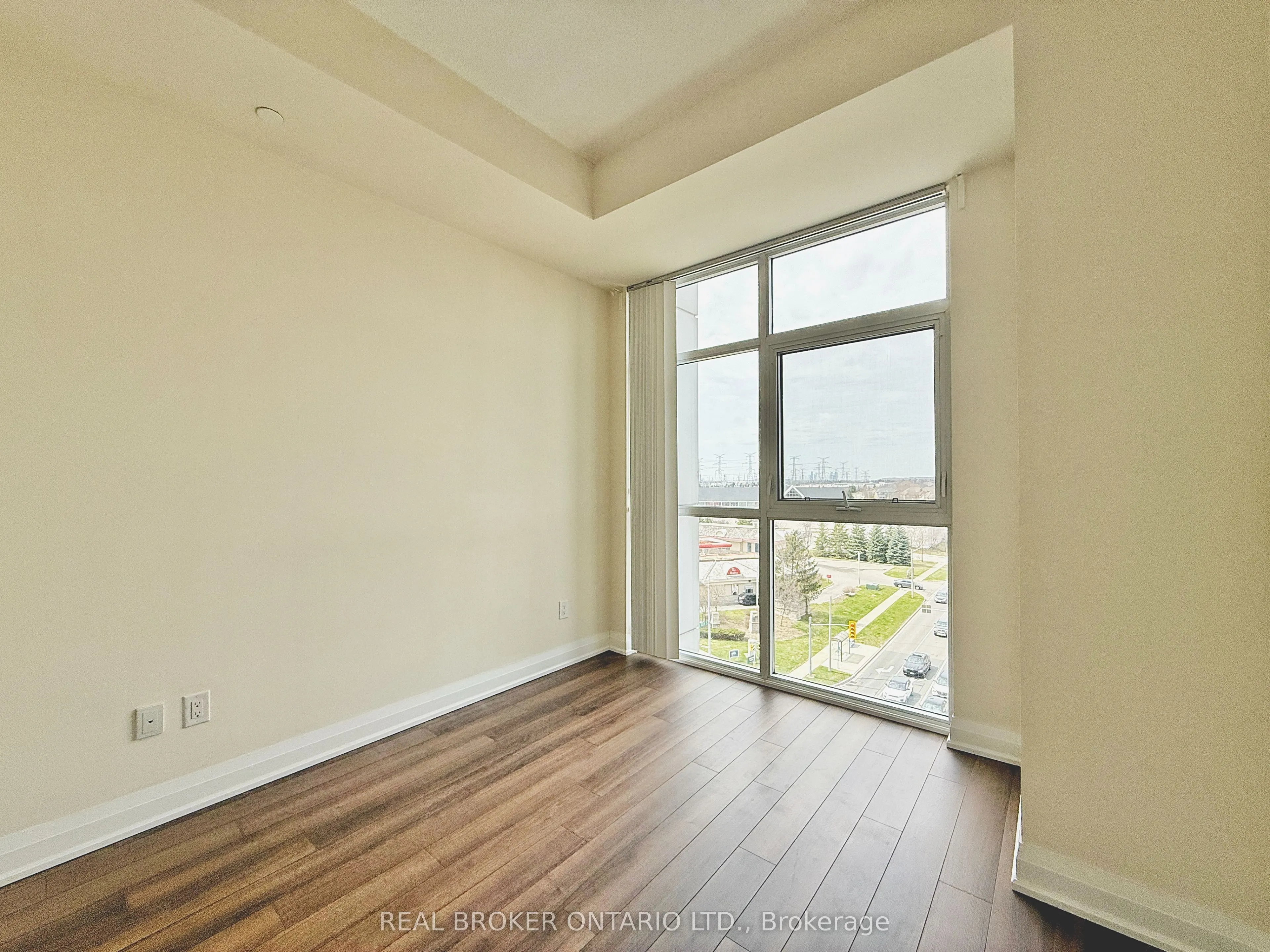 8763 Bayview Avenue, #716