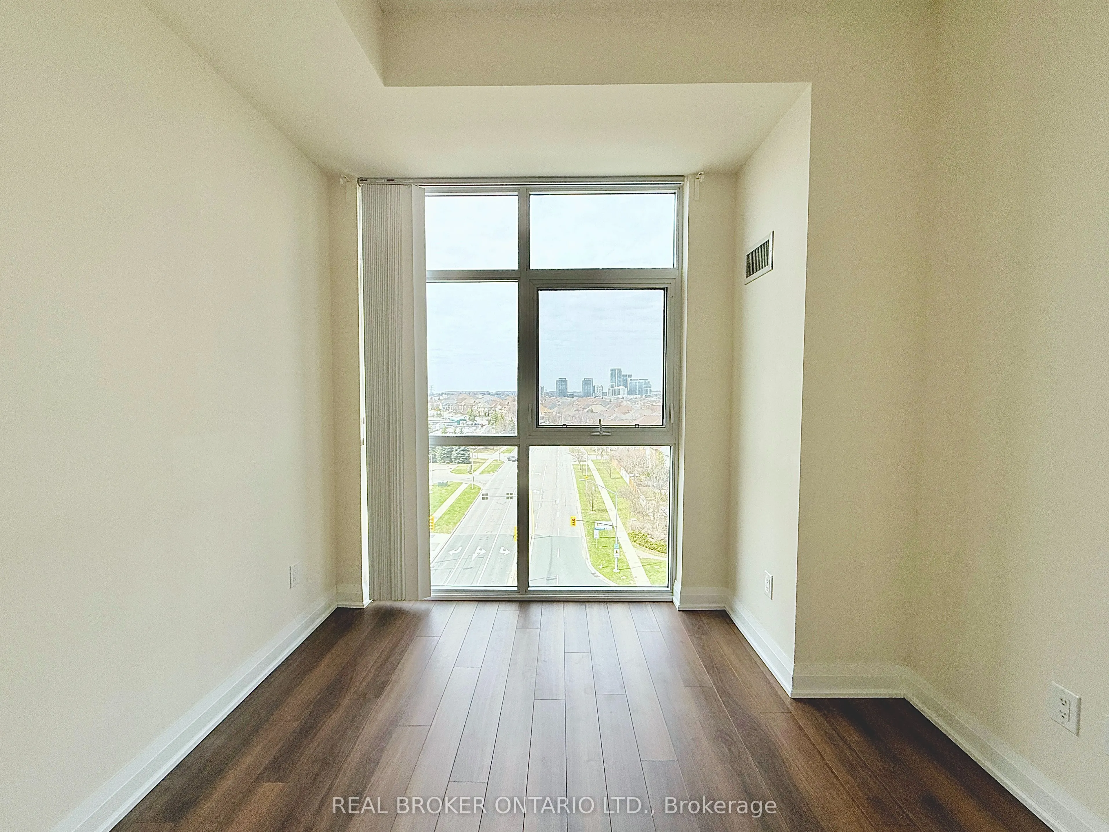 8763 Bayview Avenue, #716