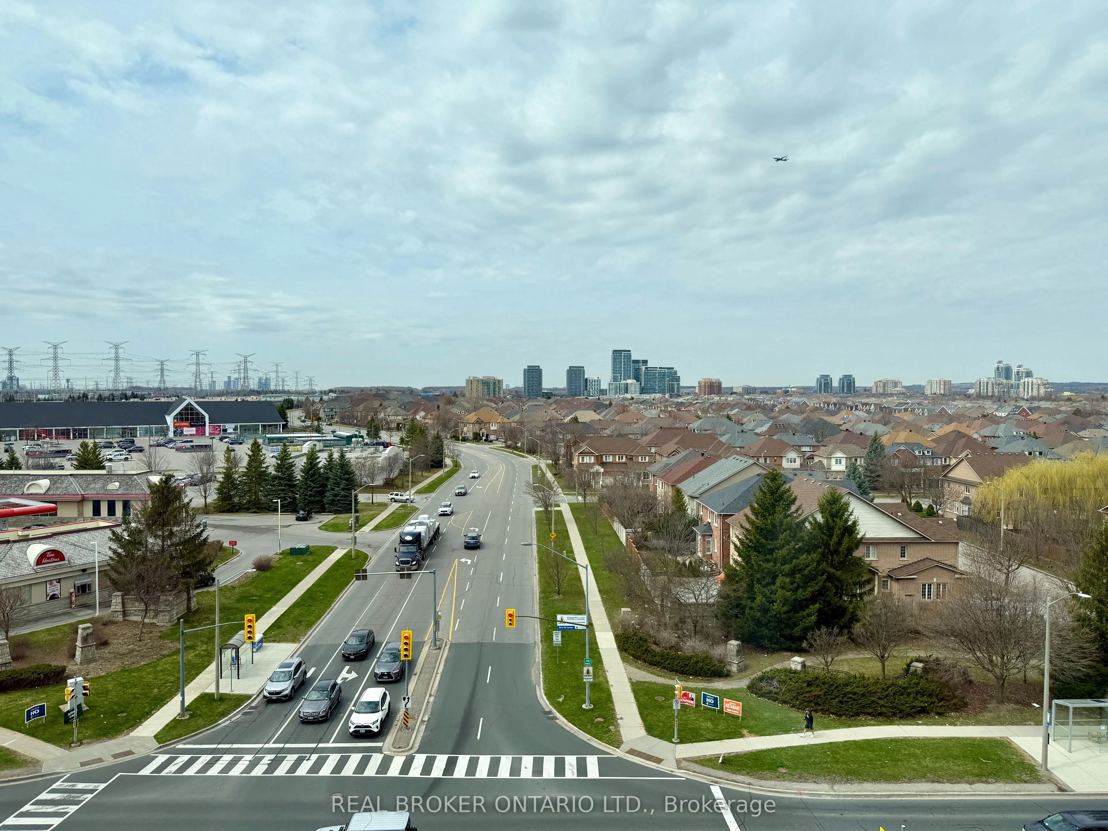 8763 Bayview Avenue, #716