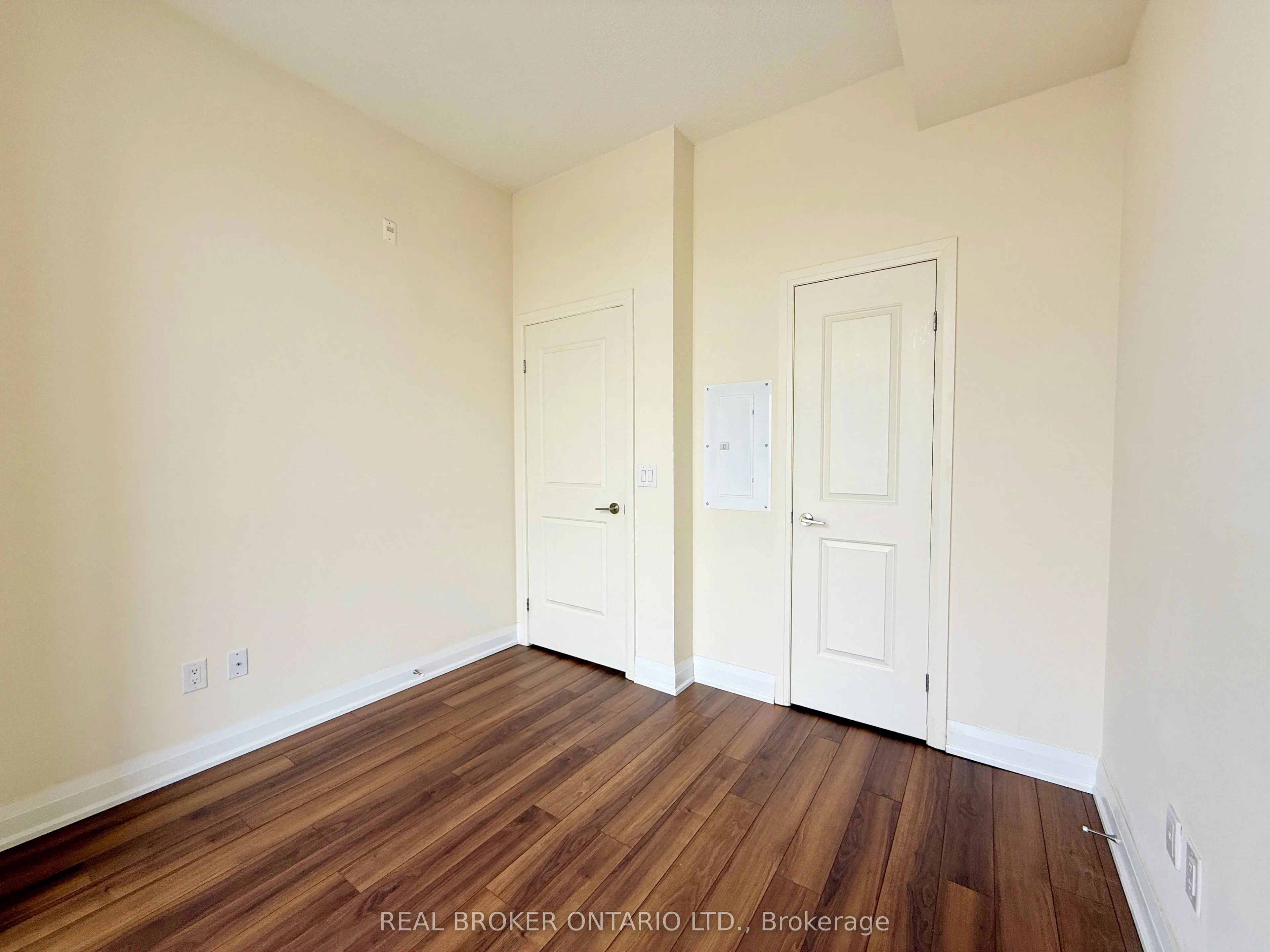 8763 Bayview Avenue, #716